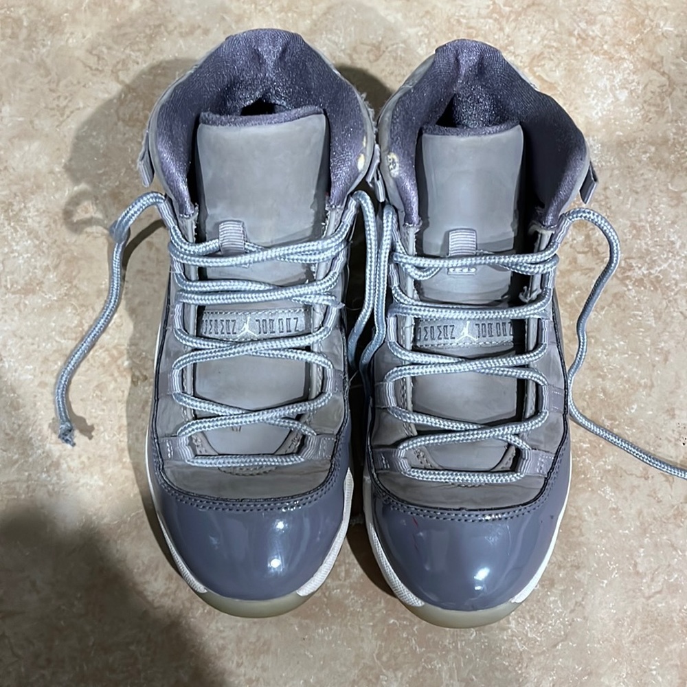 Boys sneakers